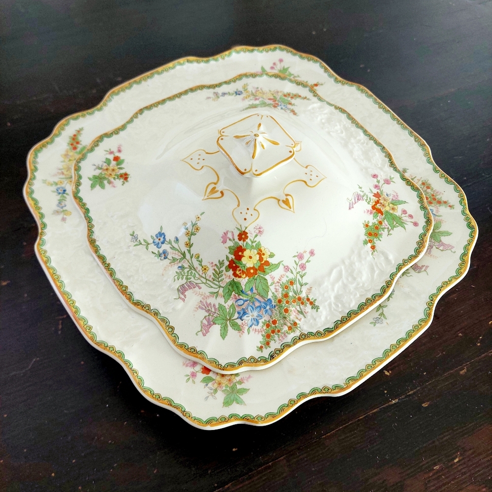 Myott Staffordshire Devon Covered Serving Dish - Covered Bowl with Lid